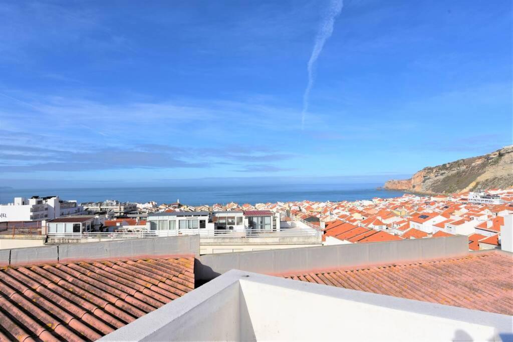 The Light House Ii, With Rooftop And Parking Nazare Luaran gambar
